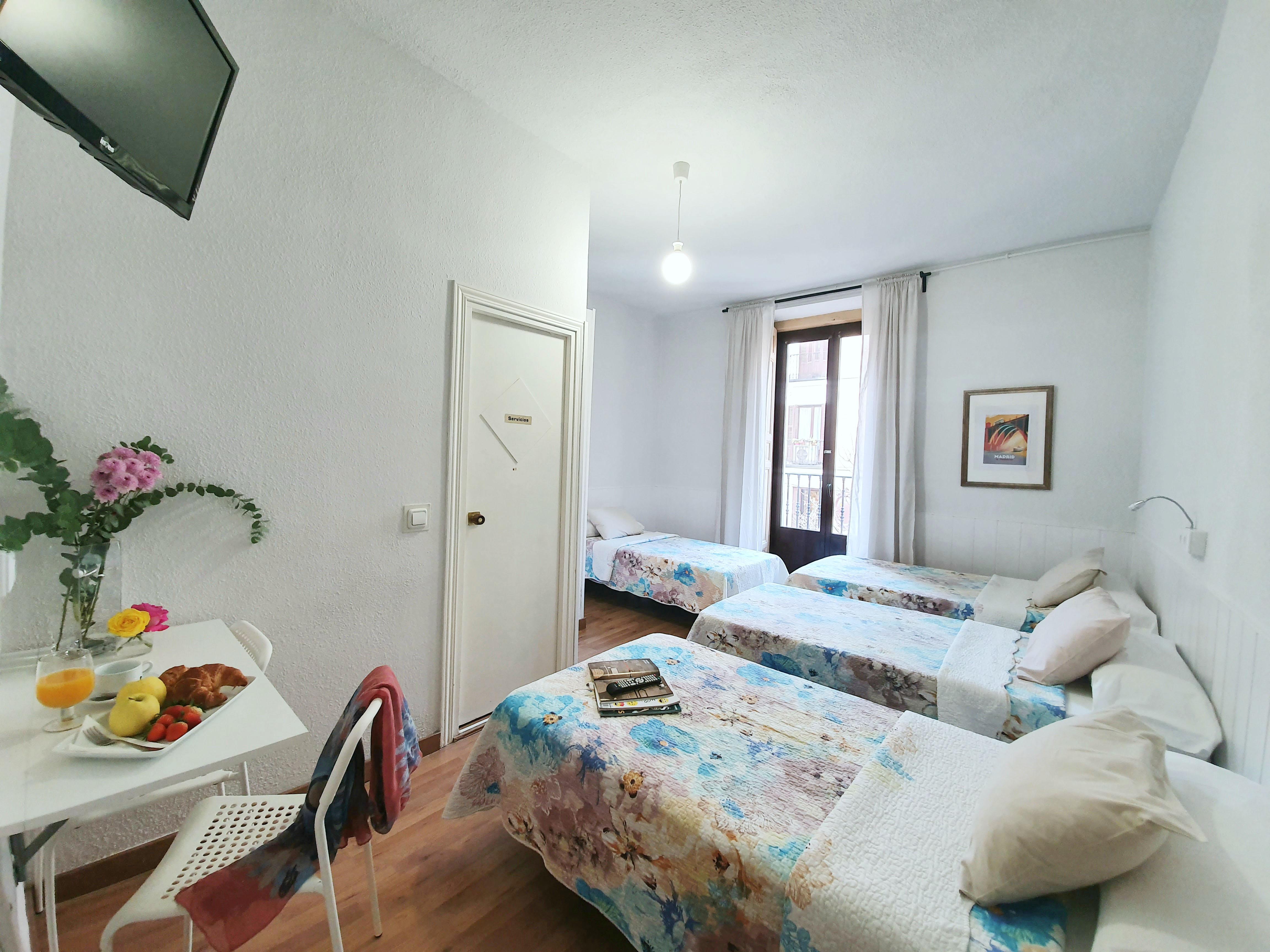 Quadruple Room,1272676933:JPEG